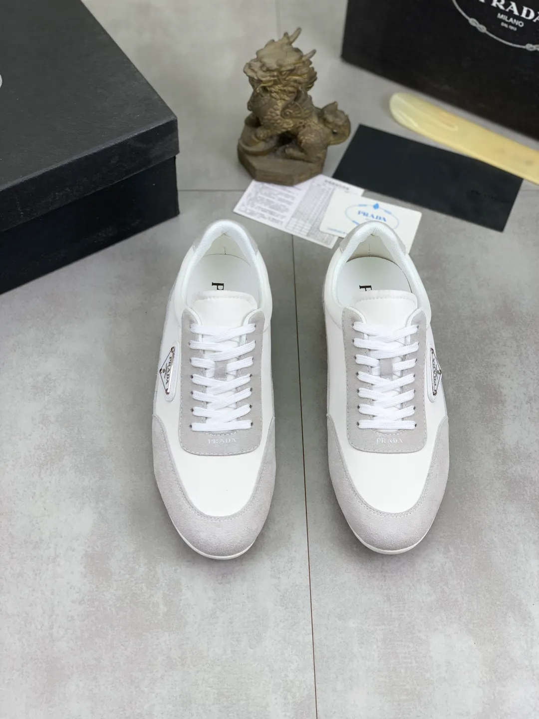 Men's Men's Shoes💰P440💰[New Style] The latest classic model of high-quality PRADA breathable and comfortable men's shoes has been launched on the official website in 1:1 reproduction, synchronized in Hong Kong counters and on the same catwalk; all made of calfskin with breathable mesh fabric ➕Imported soft and comfortable sheep Leather lining, 🍡🍡original 1:1 rubber outsole, non-slip and wear-resistant; comfortable to wear, attractive style, fine workmanship, and simple and neat shoe last, showing a man's courage and toughness, 👍size 38 to 44; 4️⃣colors🉑️ to choose from